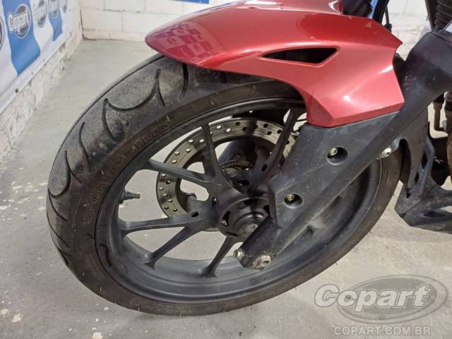 2025 HONDA CB 300F 