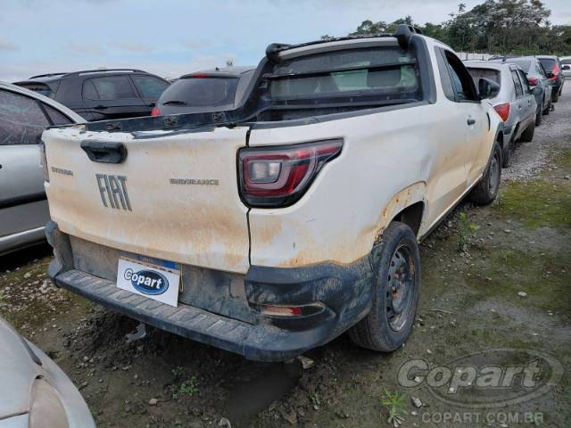 2024 FIAT STRADA 