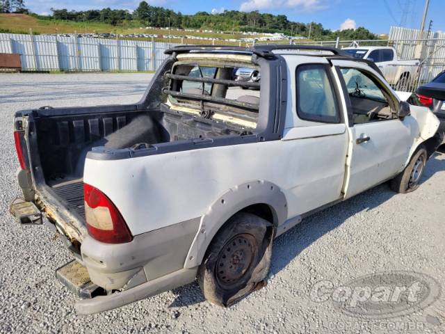 2013 FIAT STRADA 