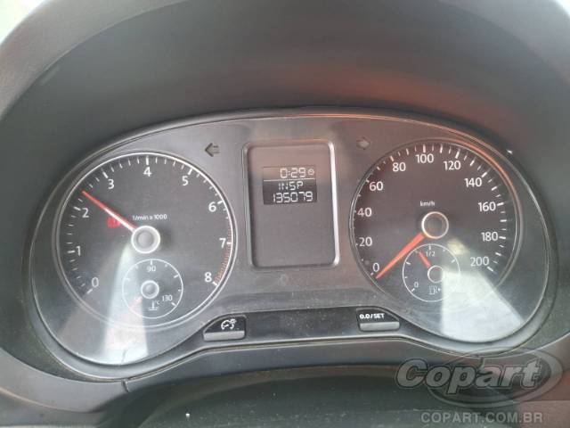 2010 VOLKSWAGEN FOX 