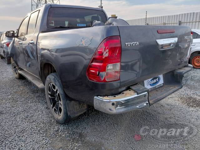 2021 TOYOTA HILUX CD 