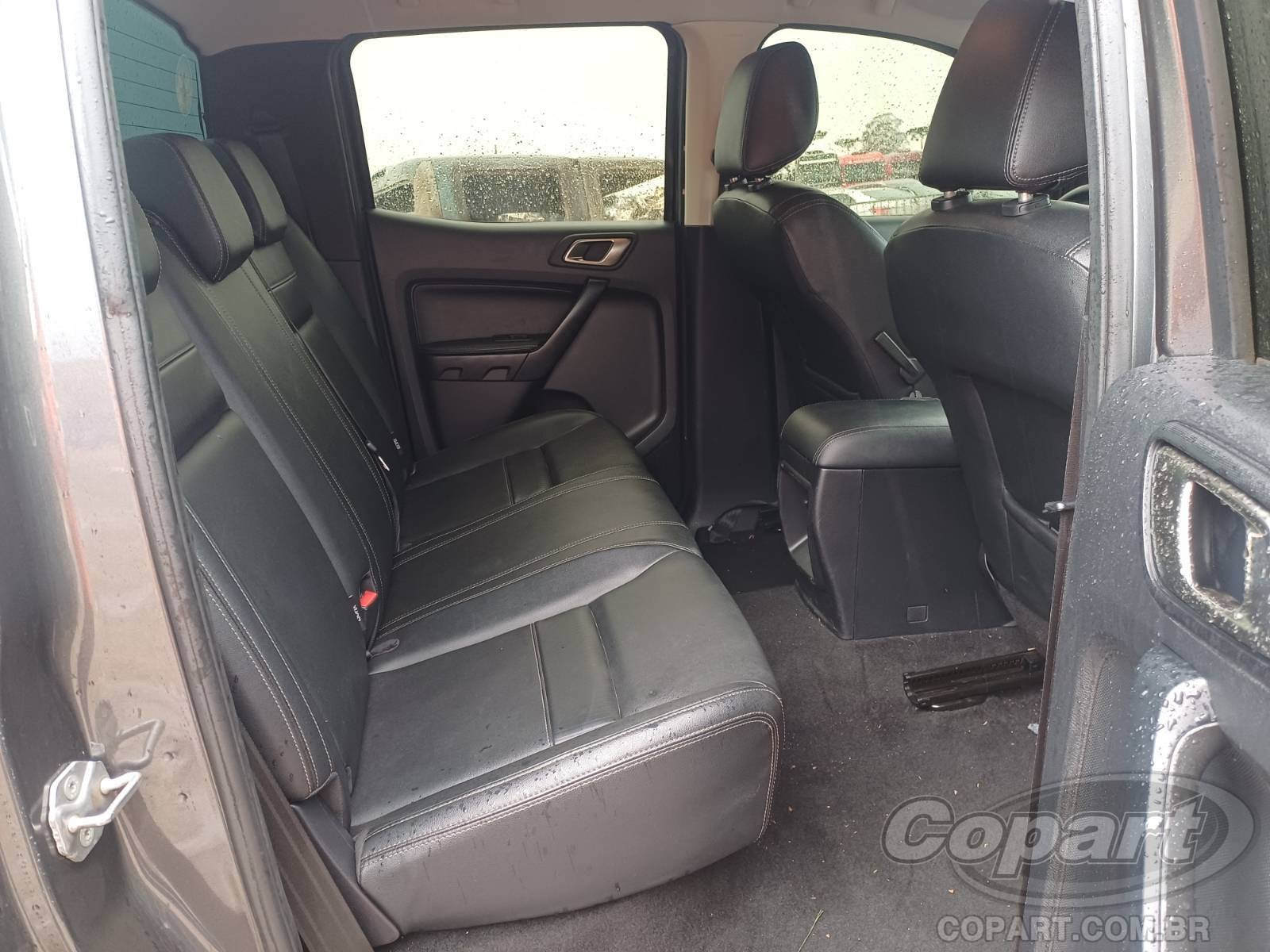 Foto 6 de 10: 2022 FORD RANGER CD