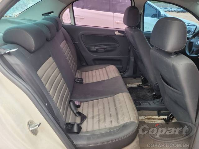 2013 VOLKSWAGEN VOYAGE 