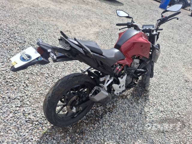 2025 HONDA CB 300F 
