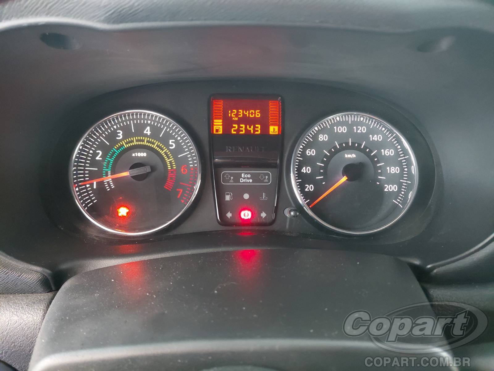 Foto 8 de 10: 2016 RENAULT CLIO