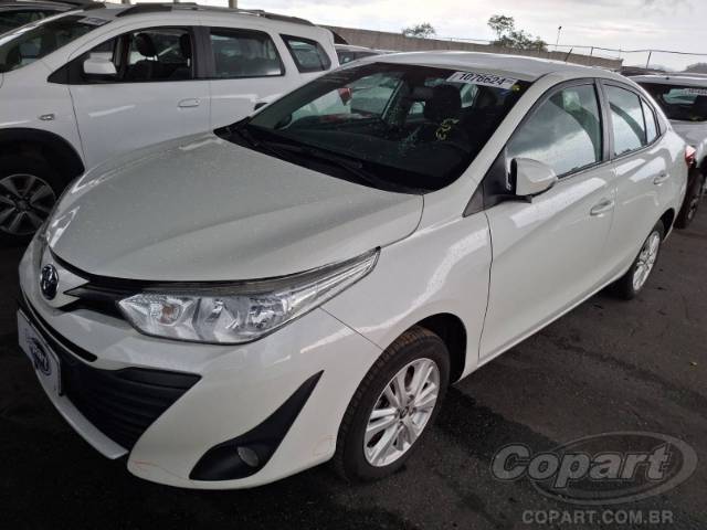 2019 TOYOTA YARIS SEDA 