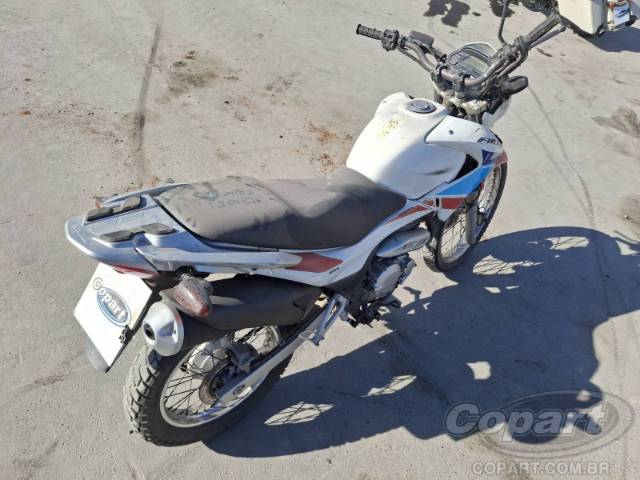 2015 HONDA NX 400I 