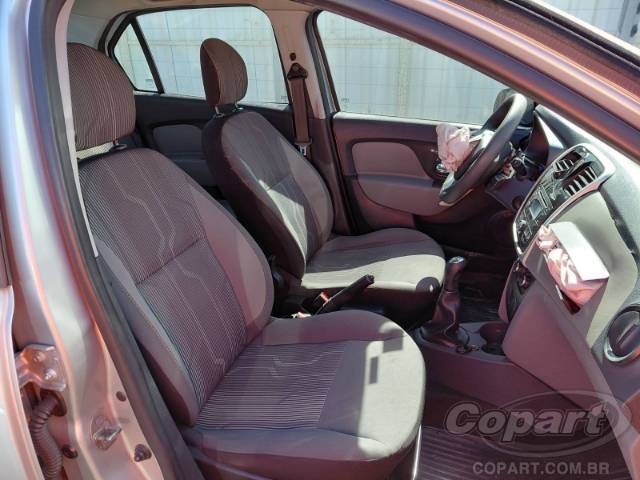 2017 RENAULT LOGAN 