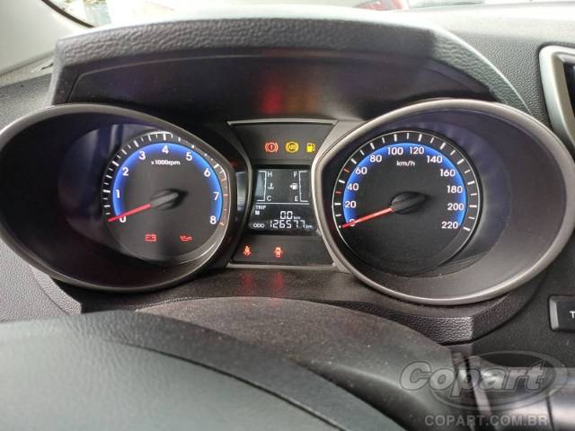 2016 HYUNDAI HB20S 