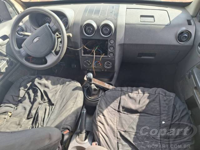 2004 FORD ECOSPORT 