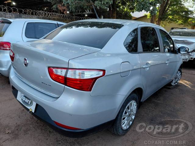 2017 FIAT GRAND SIENA 