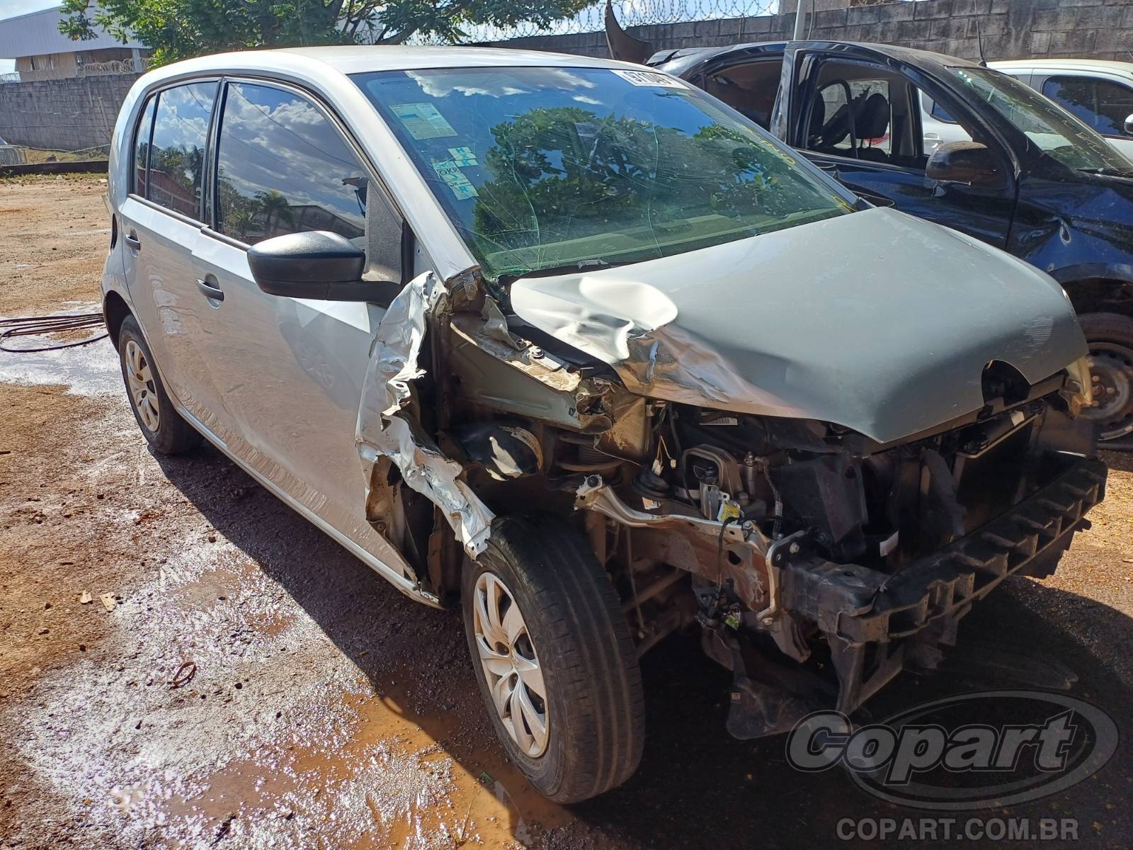 Veículo VW - VolksWagen Up VOLKSWAGEN UP TAKE 1.0 12V 2015 2015 em leilão