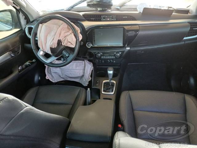 2025 TOYOTA HILUX CD 