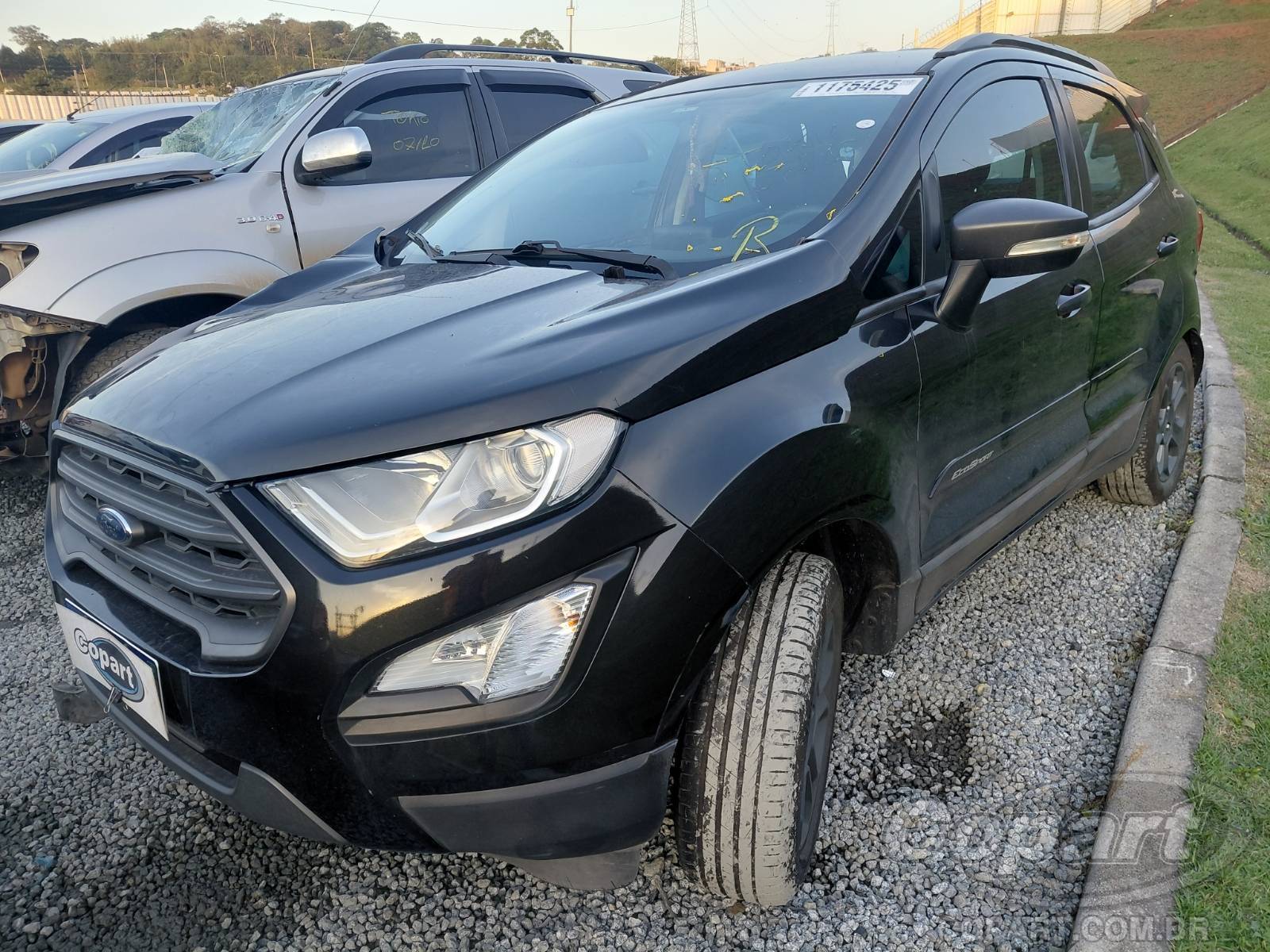 Foto 2: 2019 FORD ECOSPORT