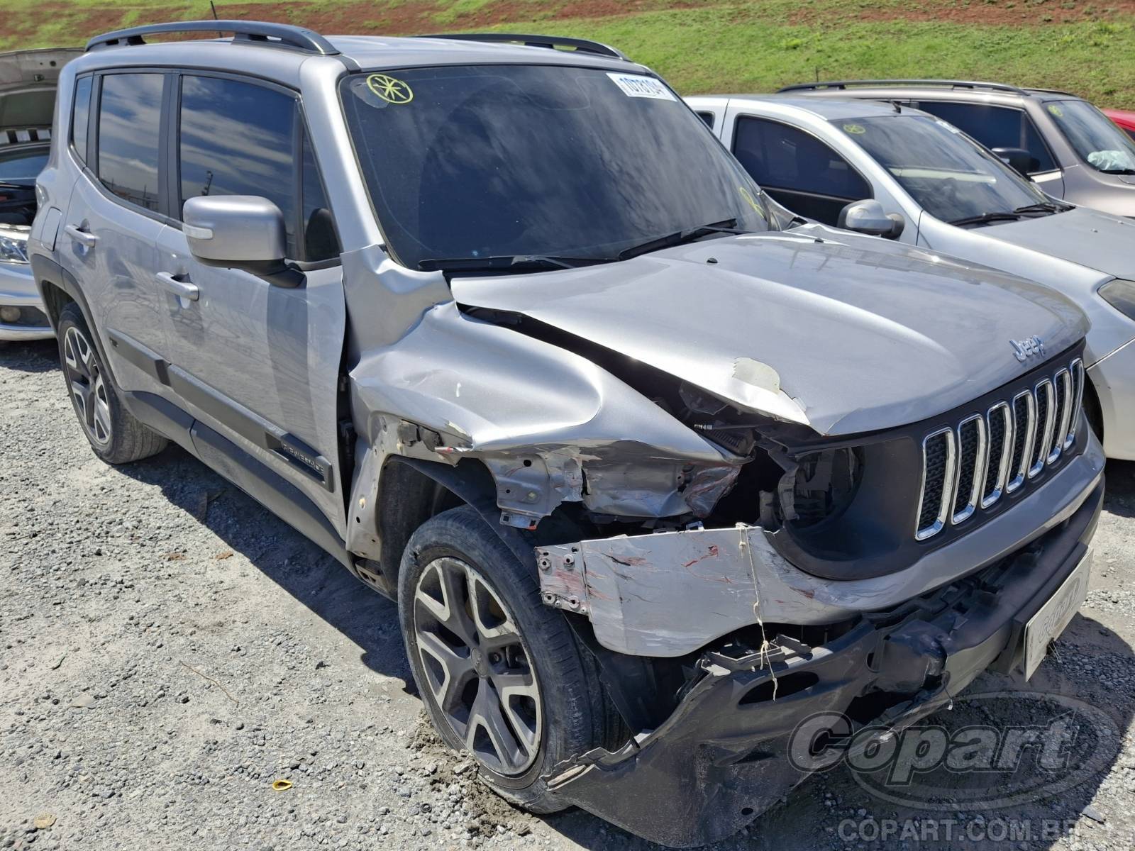 Veículo Fiat Renegade Jeep Renegade Longitude 1.8 16V E.TorQ Evo 2020 2020 em leilão