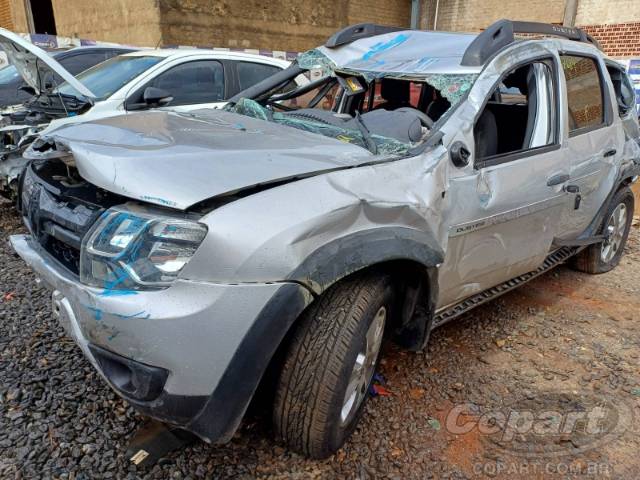 2020 RENAULT DUSTER 