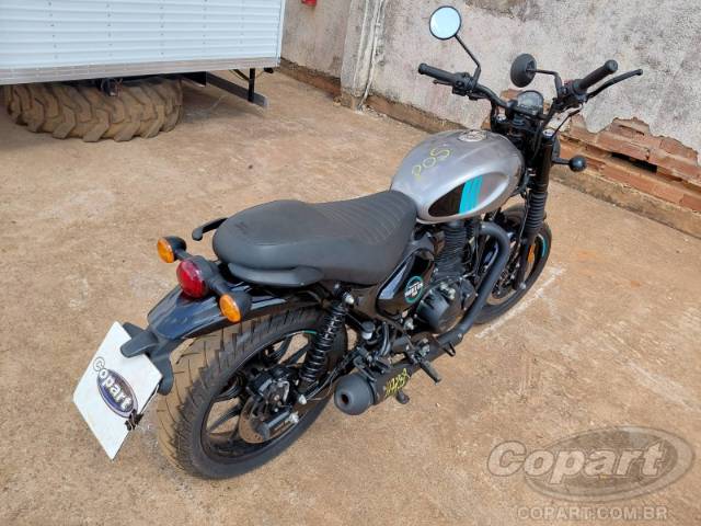 2025 ROYAL ENFIELD HUNTER 