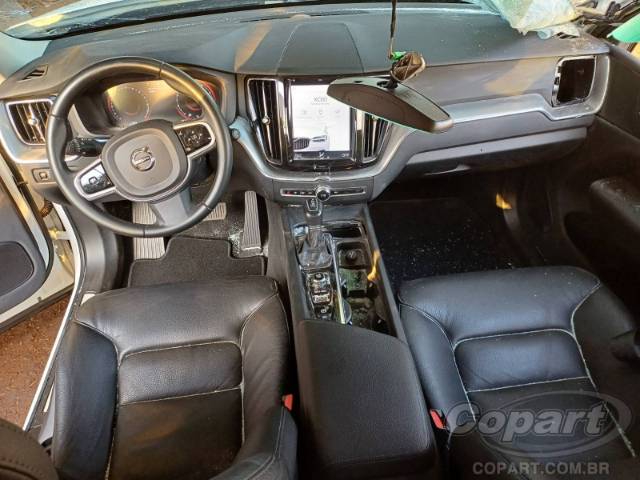 2020 VOLVO XC60 