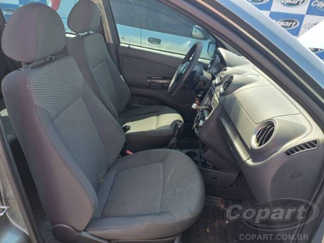2011 VOLKSWAGEN GOL 