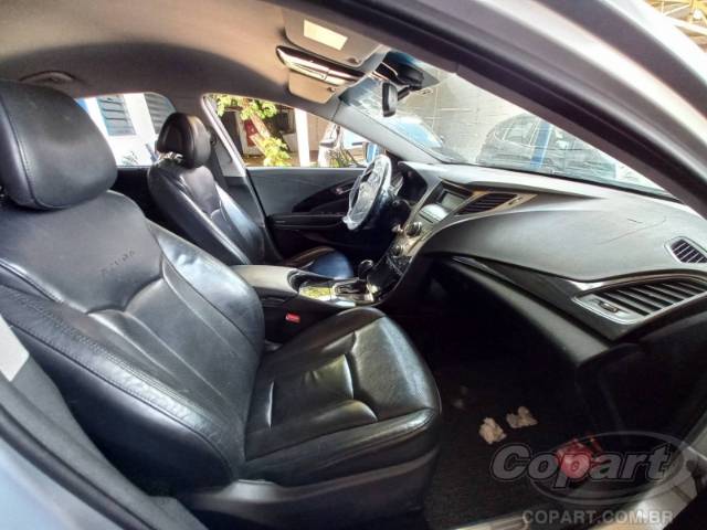 2013 HYUNDAI AZERA 