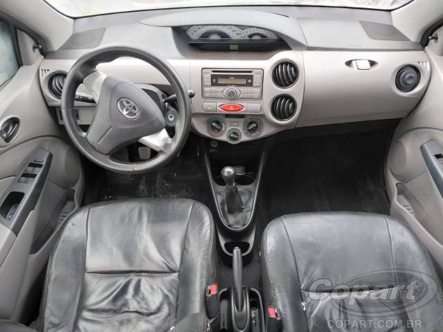 2013 TOYOTA ETIOS SEDA 