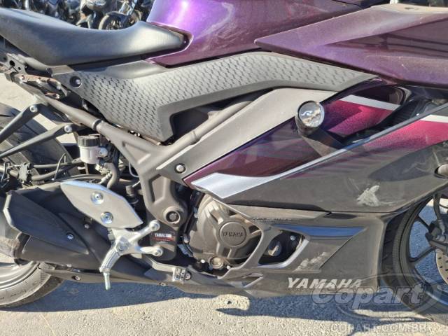 2024 YAMAHA YZF R3 