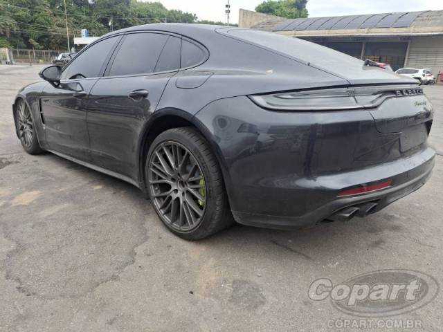 2022 PORSCHE PANAMERA 