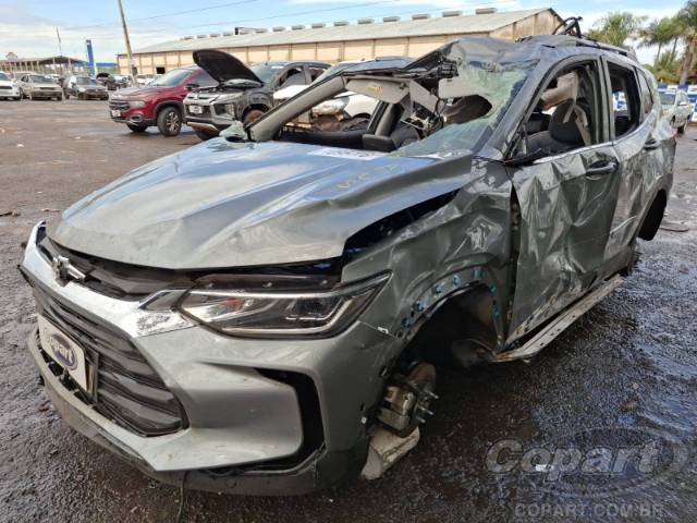 2025 CHEVROLET TRACKER 