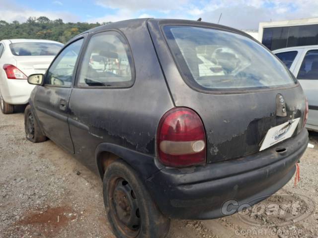 1995 CHEVROLET CORSA 