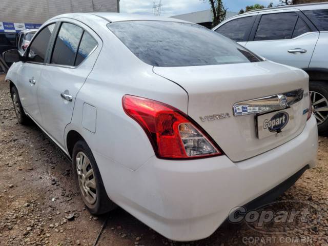 2018 NISSAN VERSA 