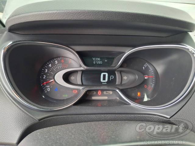 2021 RENAULT CAPTUR 
