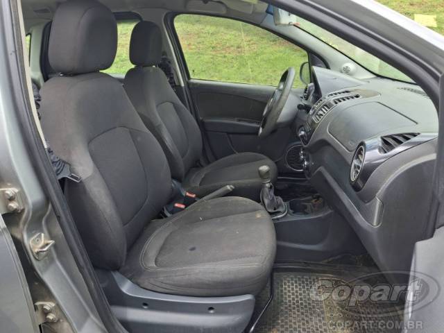 2015 FIAT GRAND SIENA 