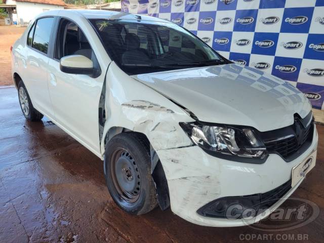2017 RENAULT LOGAN 