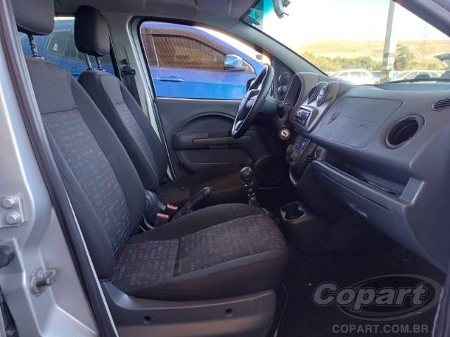 2014 FIAT UNO 