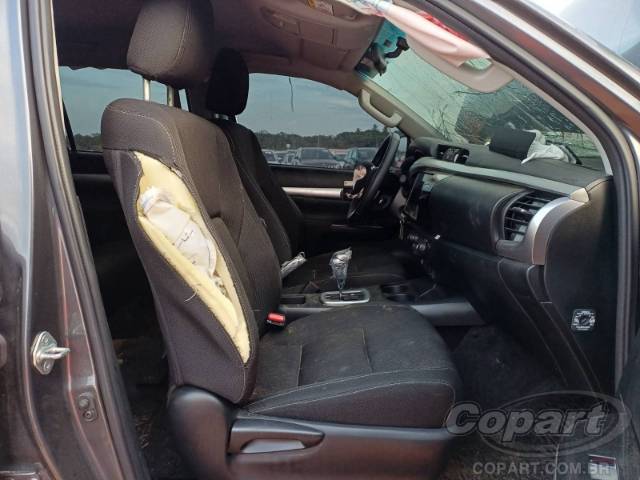 2025 TOYOTA HILUX CD 