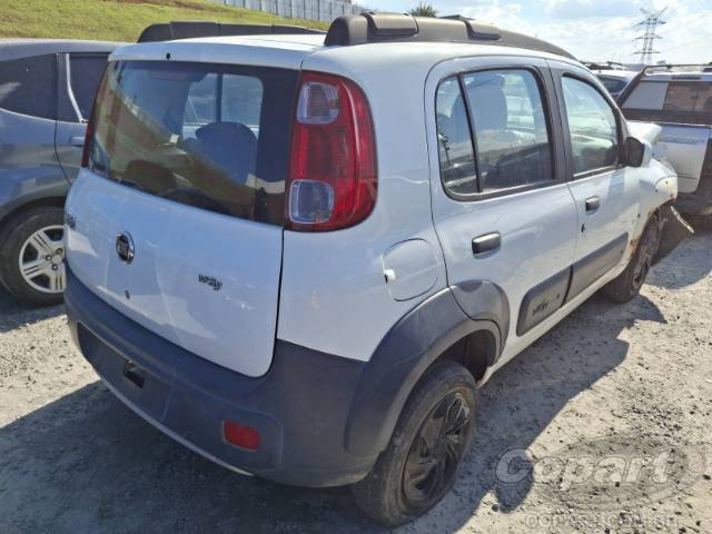 2011 FIAT UNO 