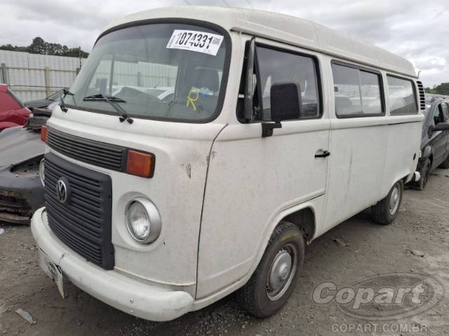 2014 VOLKSWAGEN KOMBI 