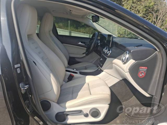 2019 MERCEDES BENZ GLA 