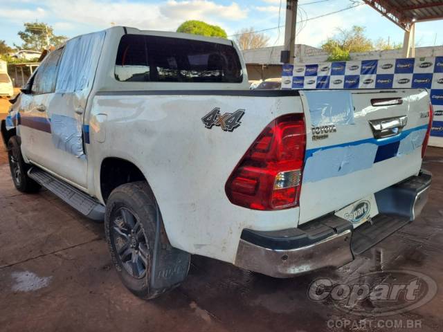 2022 TOYOTA HILUX CD 
