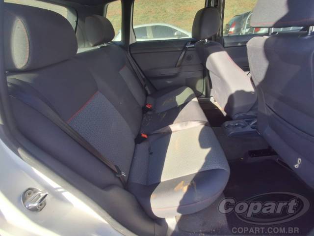 2014 VOLKSWAGEN POLO 
