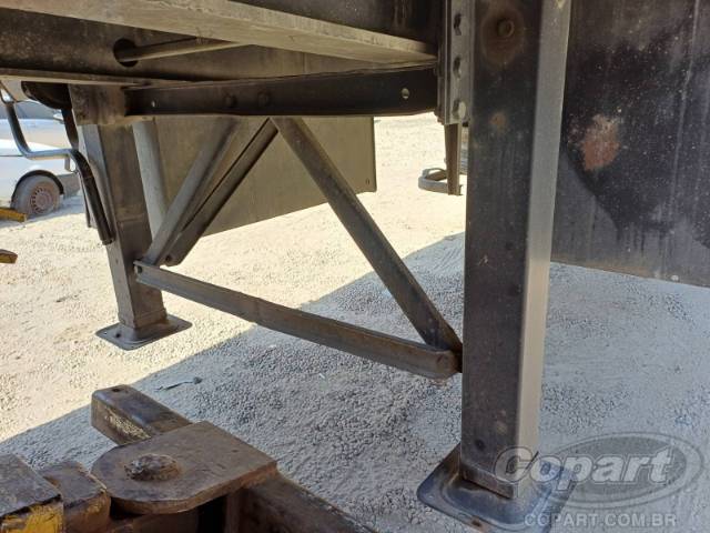 2009 RANDON SEMI-REBOQUE 