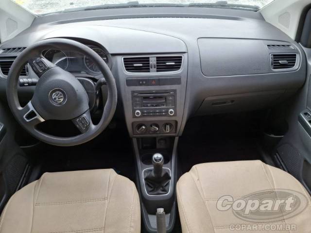 2013 VOLKSWAGEN FOX 