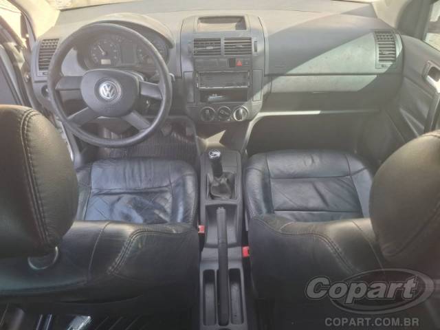 2006 VOLKSWAGEN POLO SEDAN 