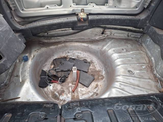 1996 CHEVROLET CORSA 