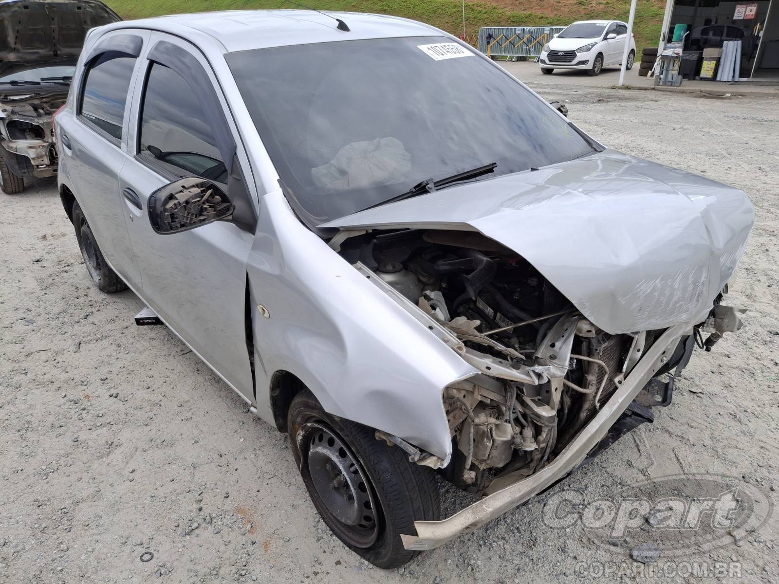 Veículo Toyota Etios Toyota Etios X 1.3 16V 2013 2013 em leilão