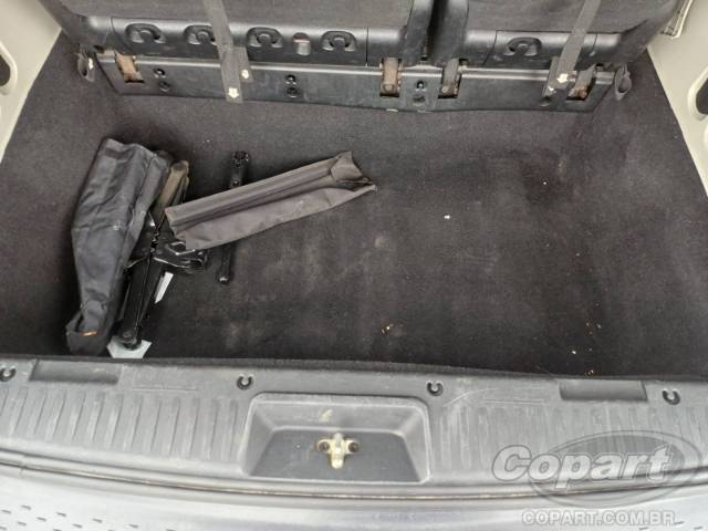 2012 CHRYSLER TOWN   COUNTRY 