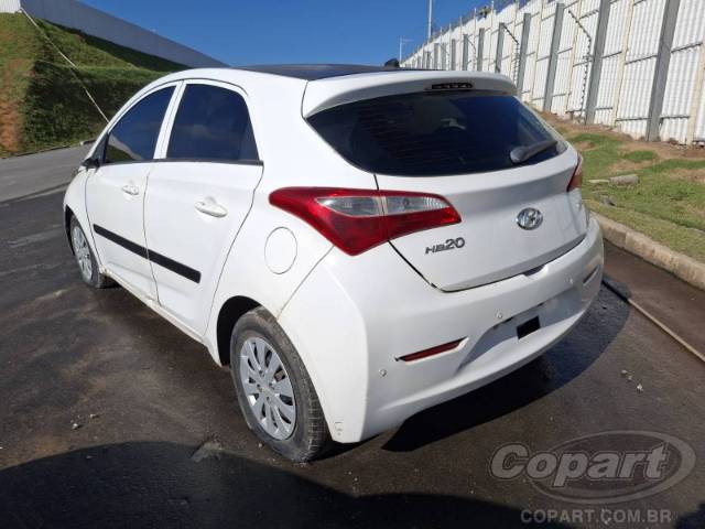 2014 HYUNDAI HB20 