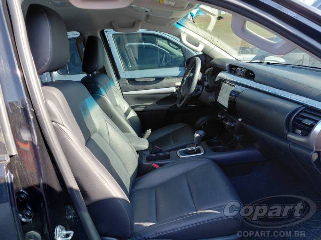 2024 TOYOTA HILUX CD 