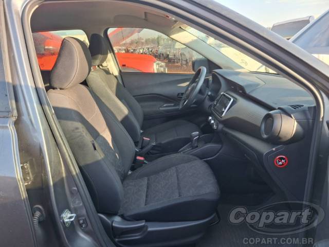 2025 NISSAN Kicks Play 