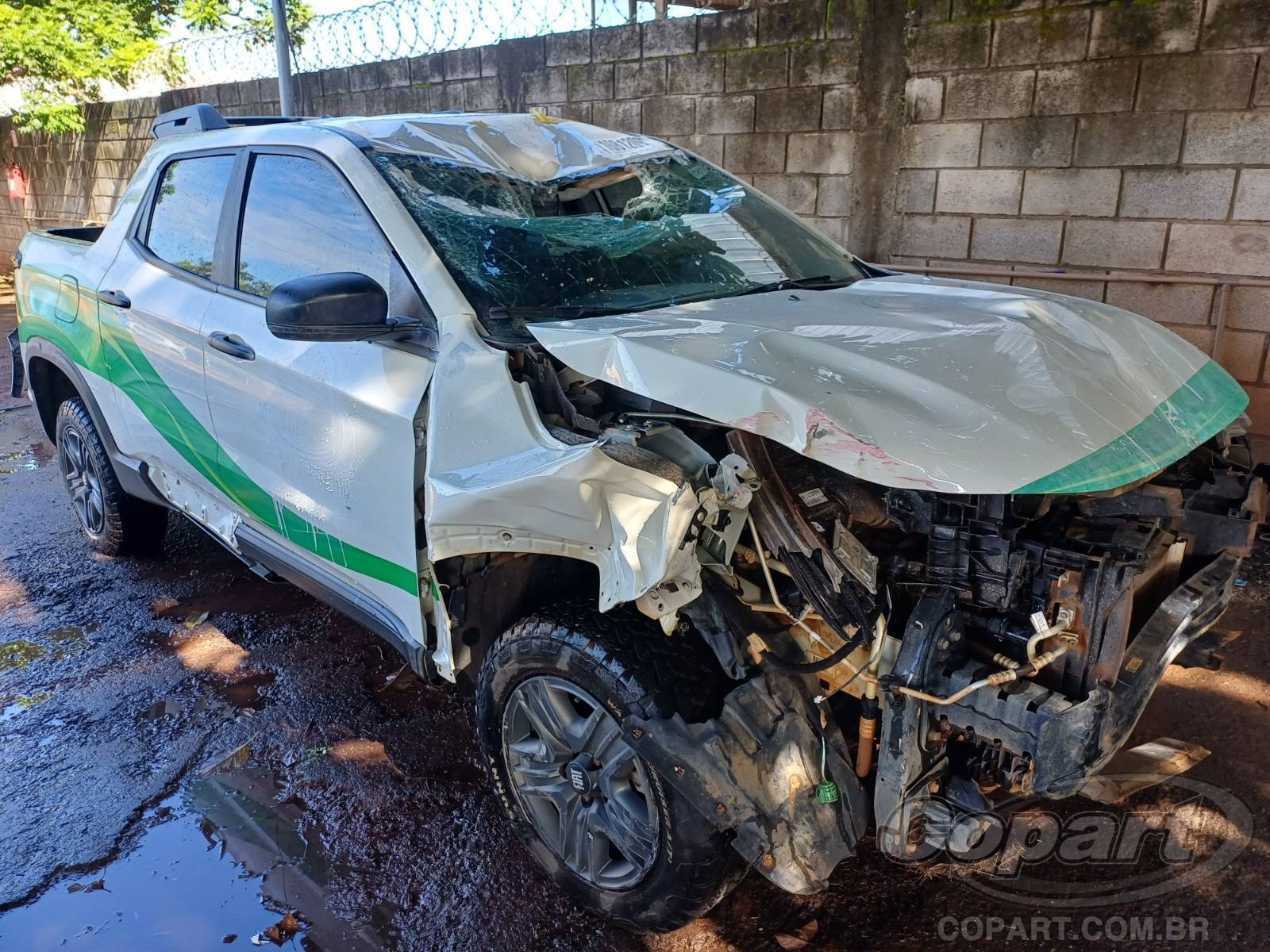 Veículo FIAT Toro FIAT TORO 2025 Picapes Grandes 2025 em leilão